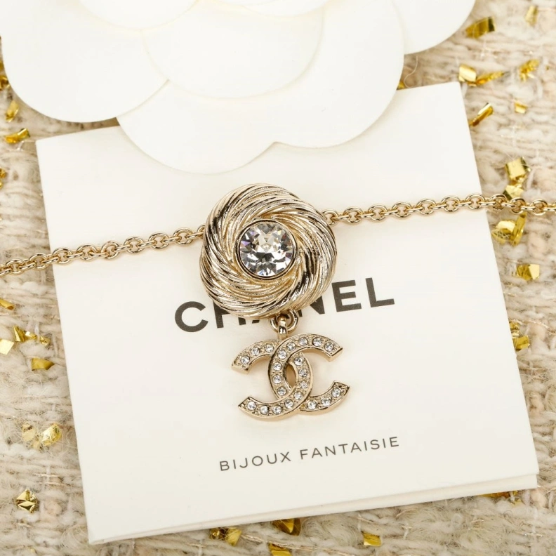 Unique Chxnxl Necklaces 285573