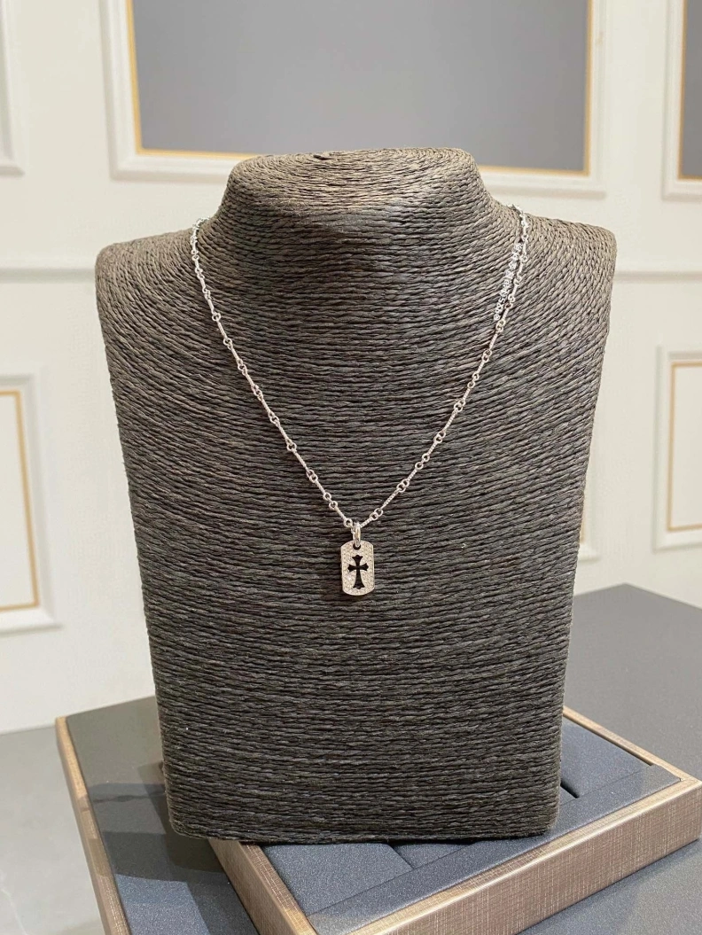 Durable Chrxmx Hxxrts Necklaces 296238