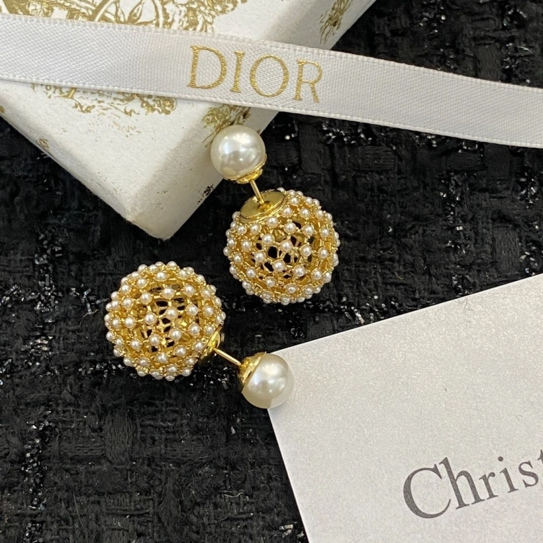 Christian Dxxr Earrings Efficient 294557