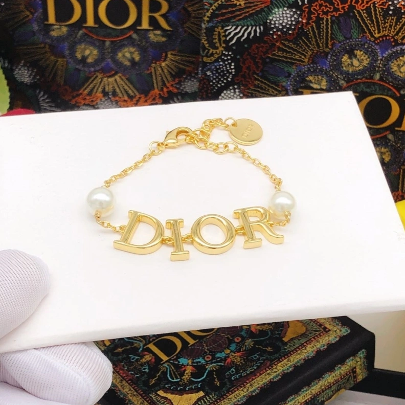 Christian Dxxr Necklaces ModernLook 293792
