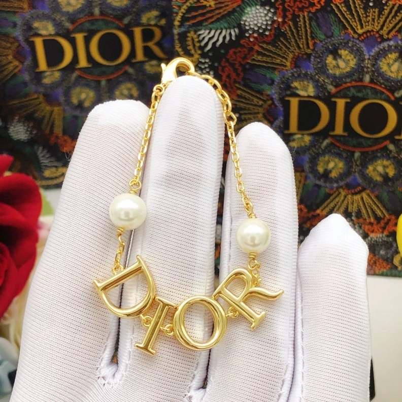 Christian Dxxr Necklaces ModernLook 293792