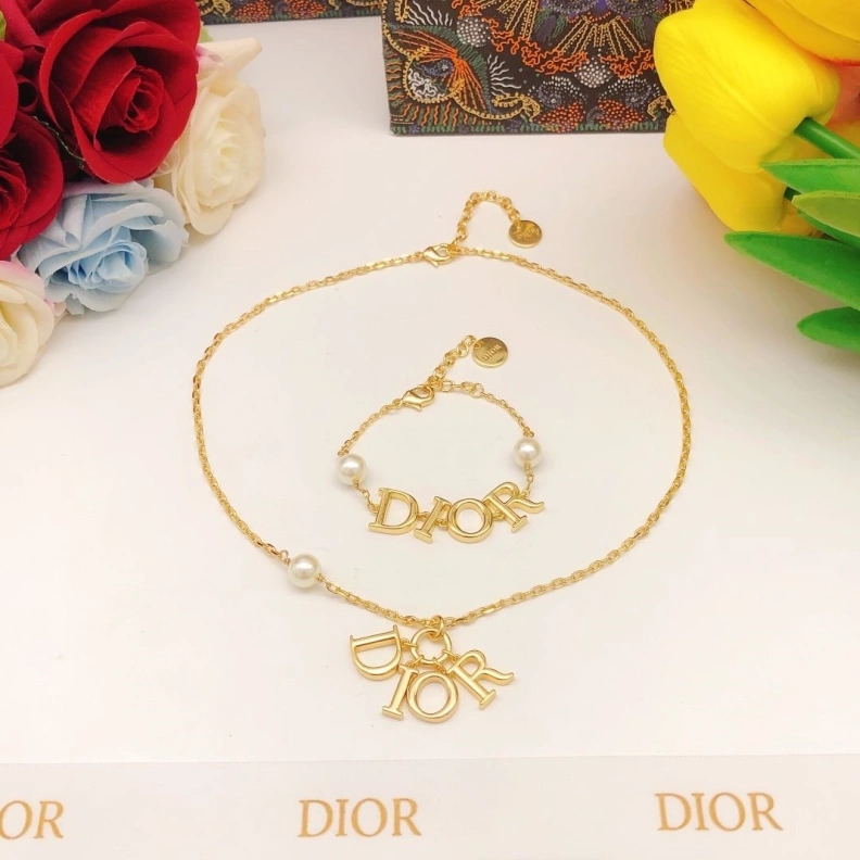 Christian Dxxr Necklaces ModernLook 293792