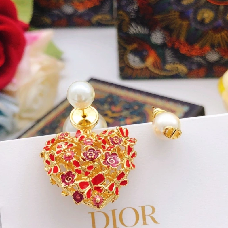 WellDesigned Christian Dxxr Earrings 293967