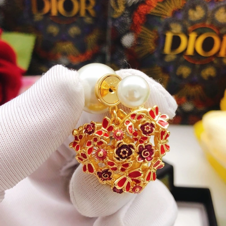 WellDesigned Christian Dxxr Earrings 293967