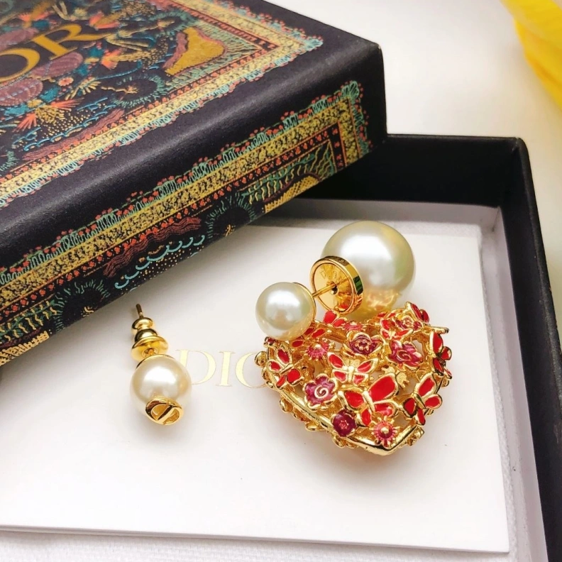 WellDesigned Christian Dxxr Earrings 293967