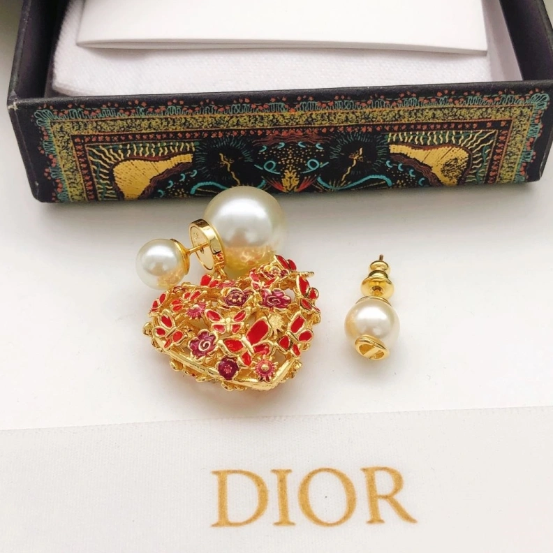 WellDesigned Christian Dxxr Earrings 293967