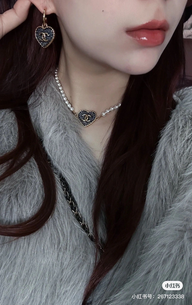Elegant Chxnxl Necklaces 285064