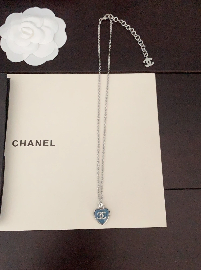 HighQuality Chxnxl Necklaces 286841