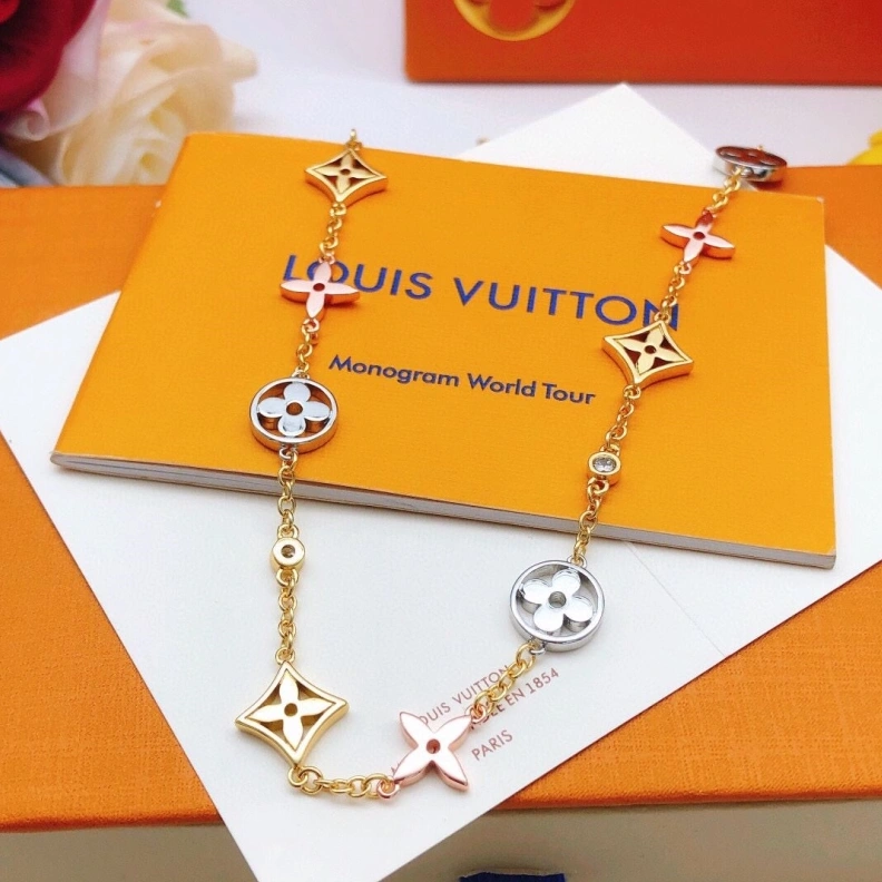 Classic LX Necklaces 308601