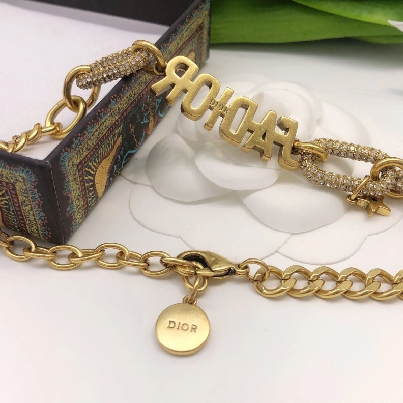 Christian Dxxr Necklaces Practical 293791