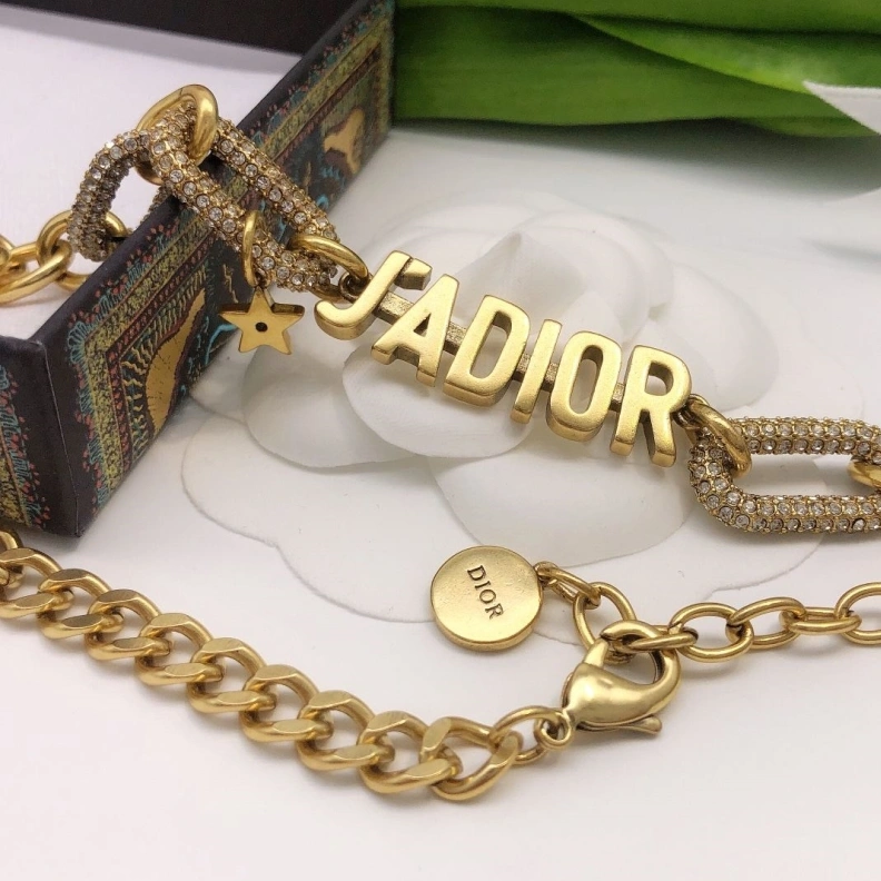 Christian Dxxr Necklaces Practical 293791