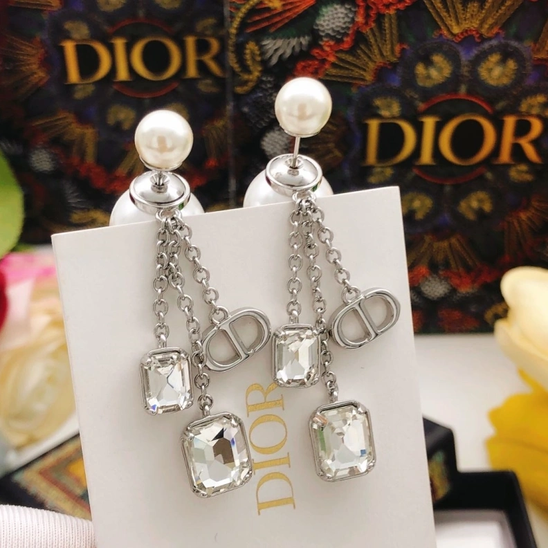Christian Dxxr Earrings Trendy 293966