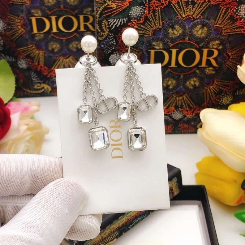 Christian Dxxr Earrings Trendy 293966