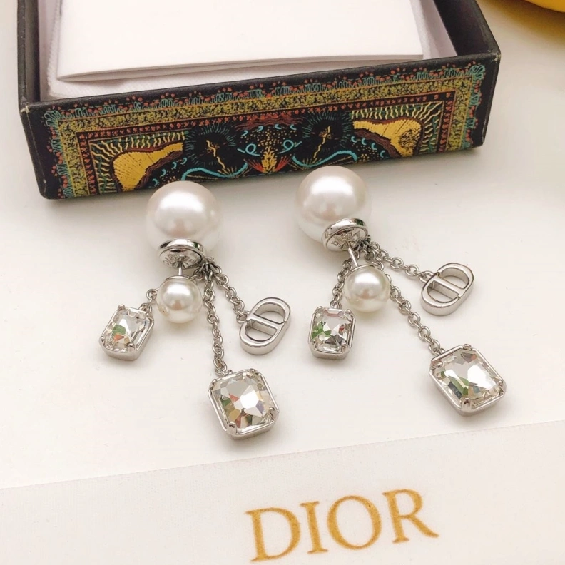 Christian Dxxr Earrings Trendy 293966