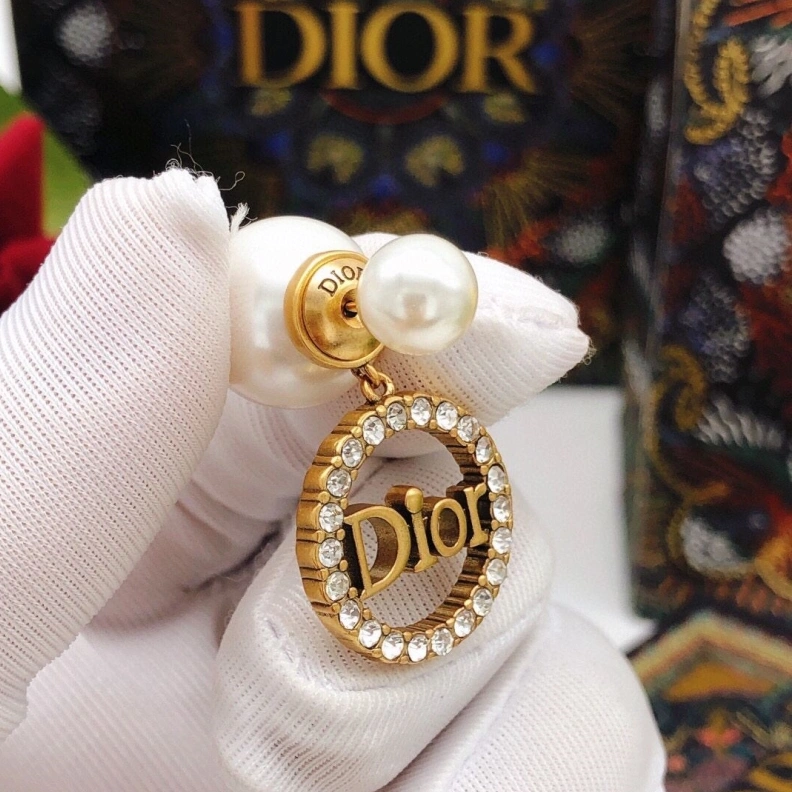 Resilient Christian Dxxr Earrings 293959