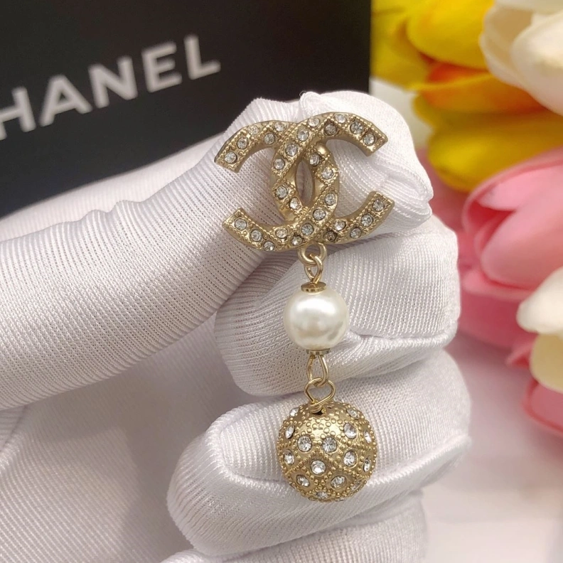 Flexible Chxnxl Earrings 284591