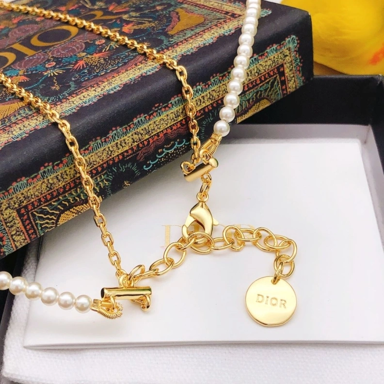 Christian Dxxr Necklaces ModernLook 293789