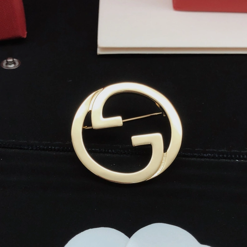 Elegant Gxccx Brooches 302204