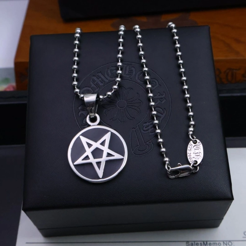 Chrxmx Hxxrts Necklaces Trendy 296219