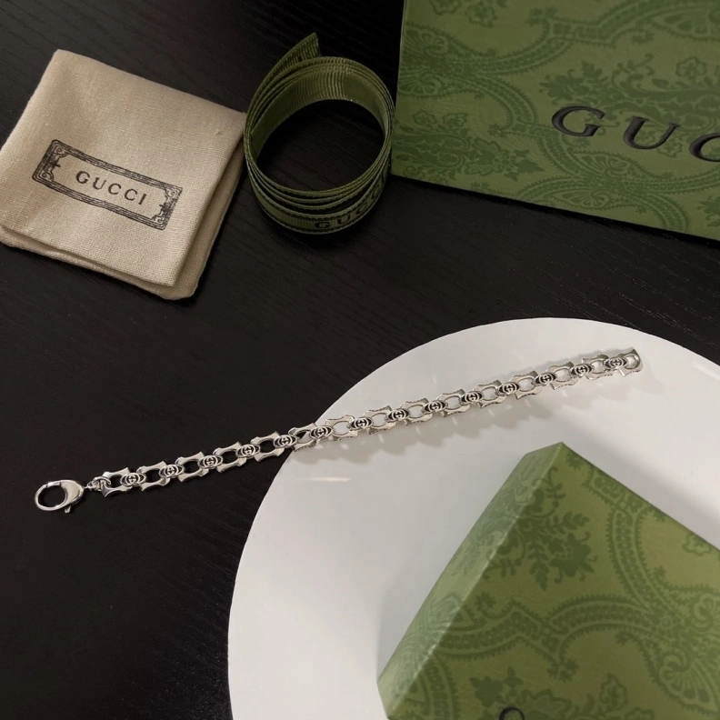 Reliable Gxccx Bracelets 302411