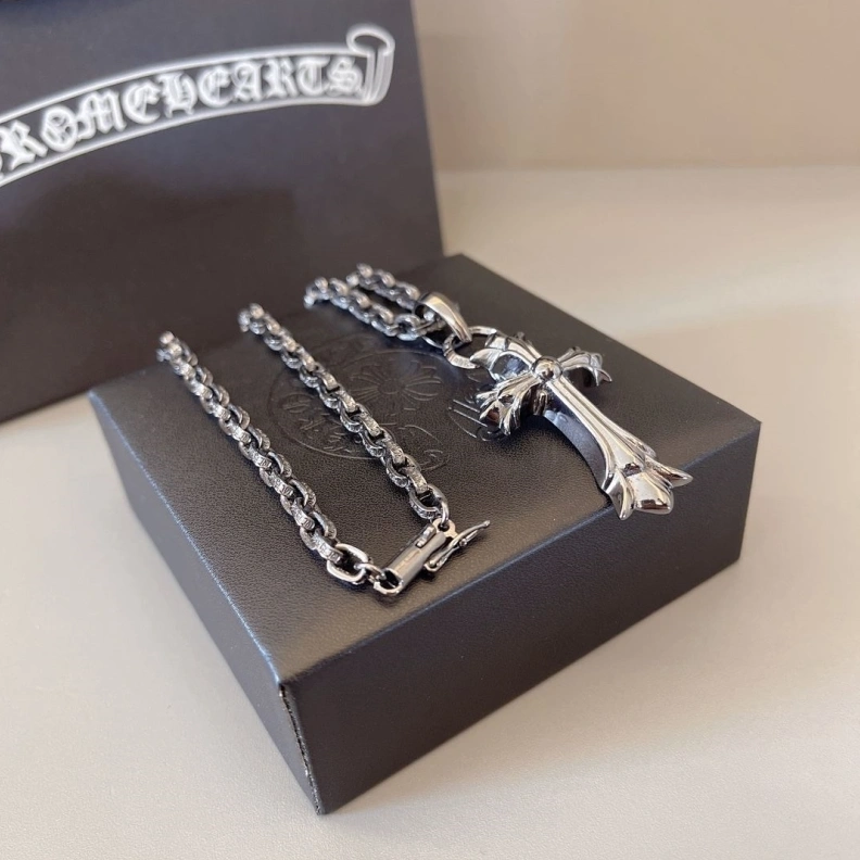 Reliable Chrxmx Hxxrts Necklaces 296231