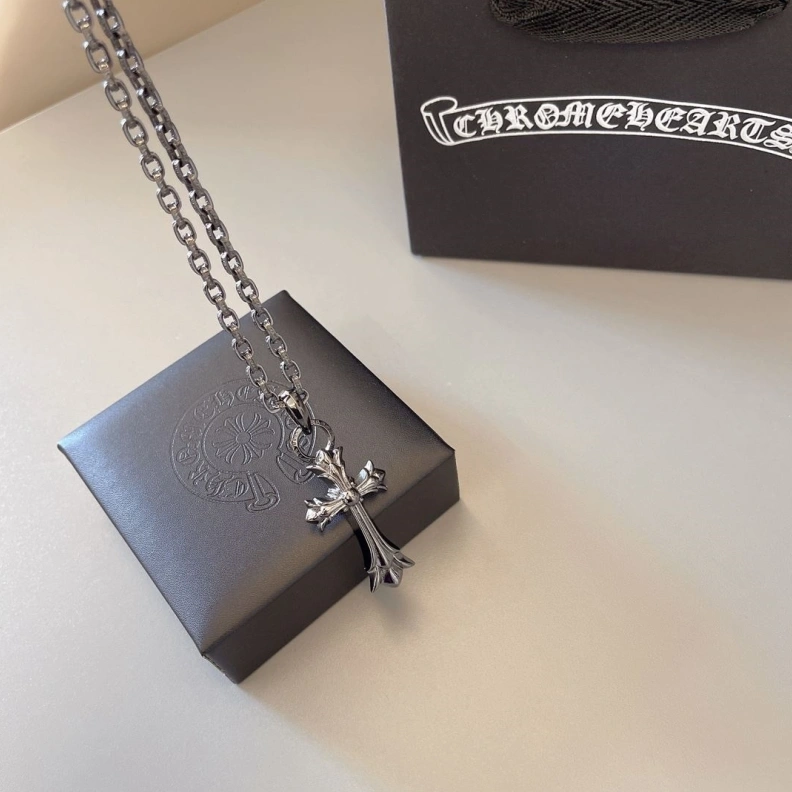 Reliable Chrxmx Hxxrts Necklaces 296231
