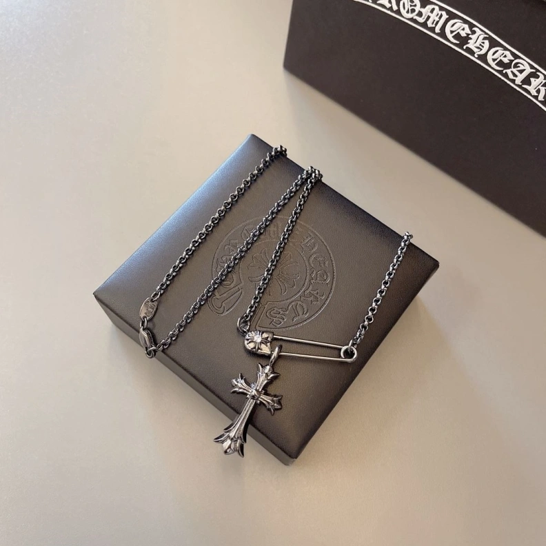 Chrxmx Hxxrts Necklaces Functional 296205