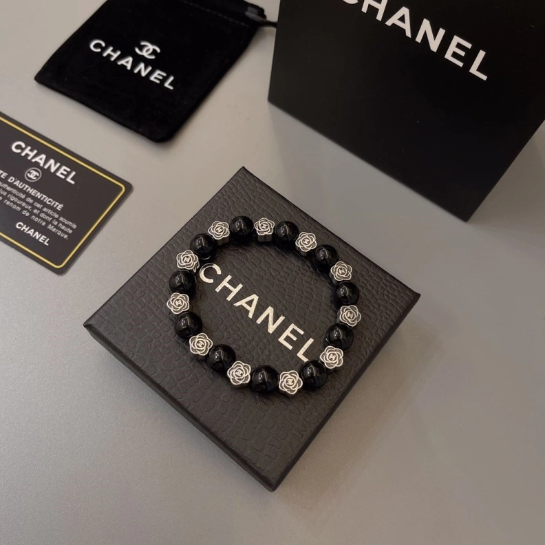 Minimalist Chxnxl Bracelets 284753