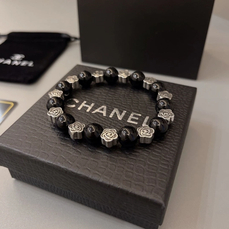 Minimalist Chxnxl Bracelets 284753