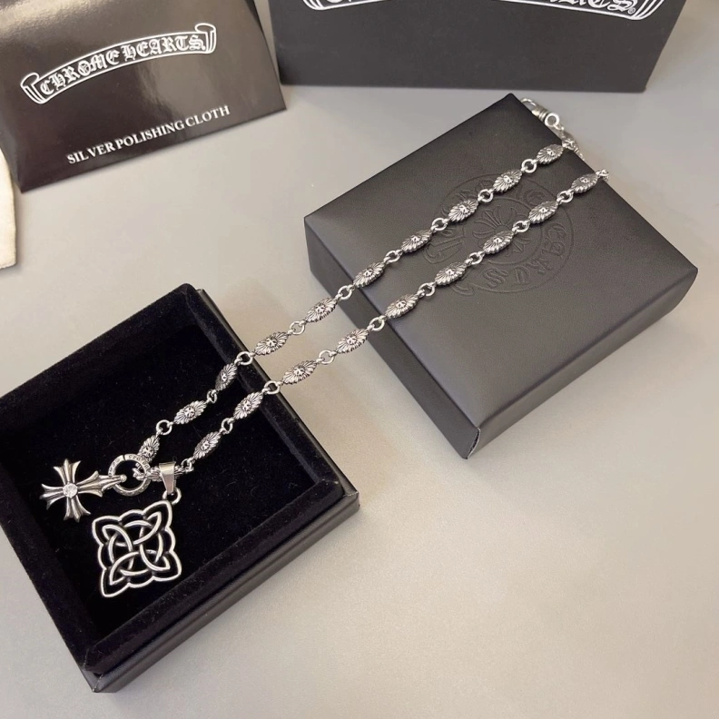 Chrxmx Hxxrts Necklaces Lightweight 296210