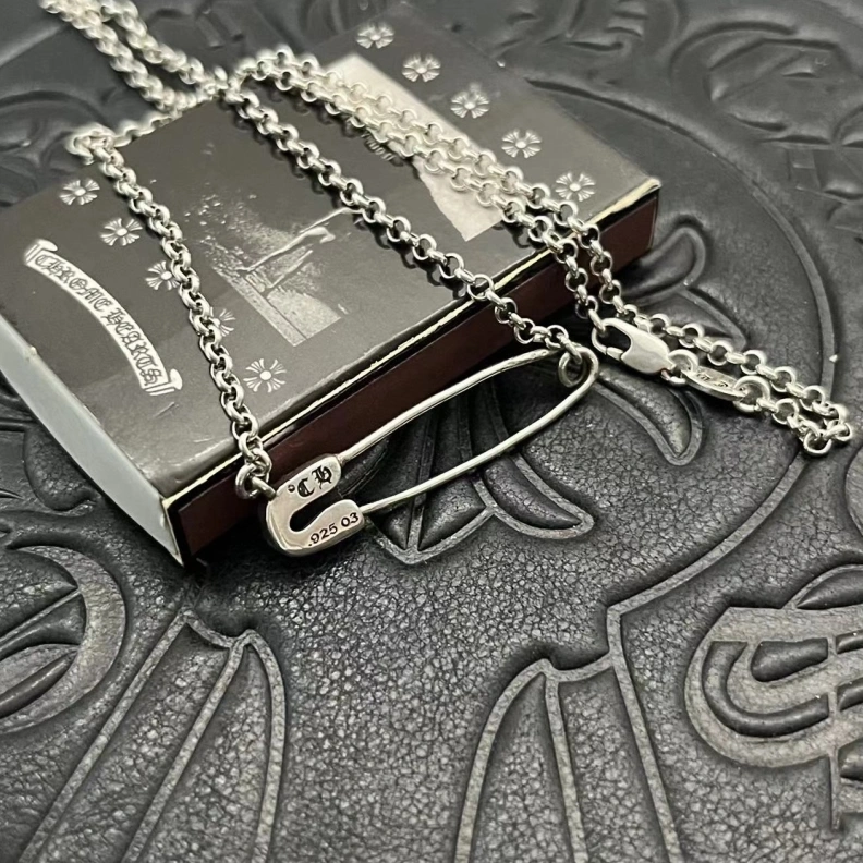 HighQuality Chrxmx Hxxrts Necklaces 296203