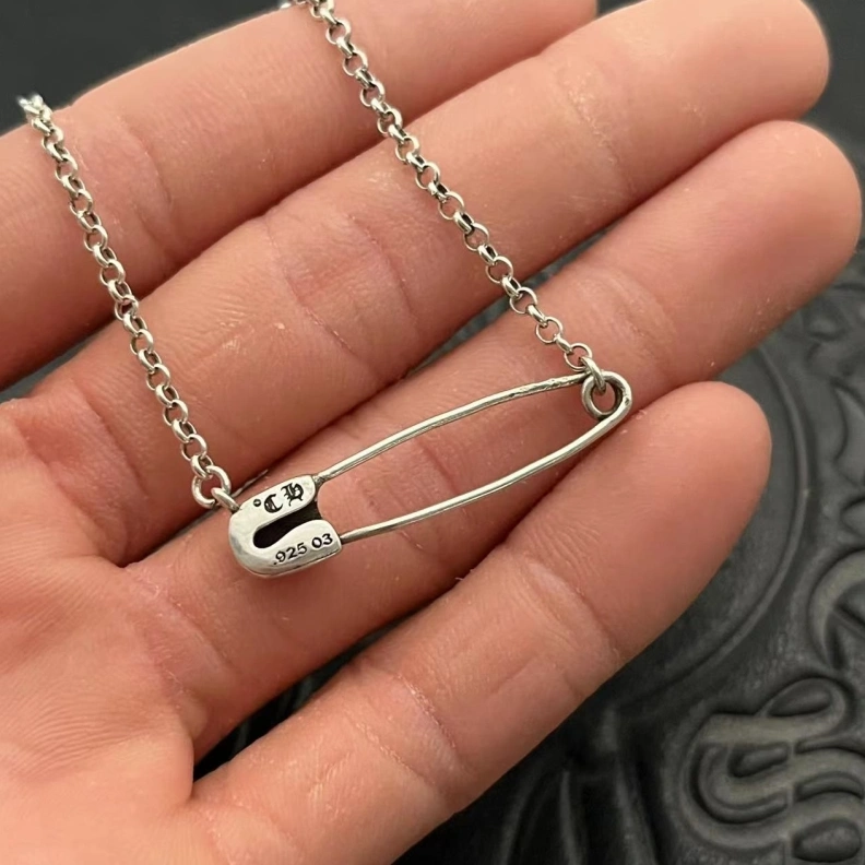 HighQuality Chrxmx Hxxrts Necklaces 296203