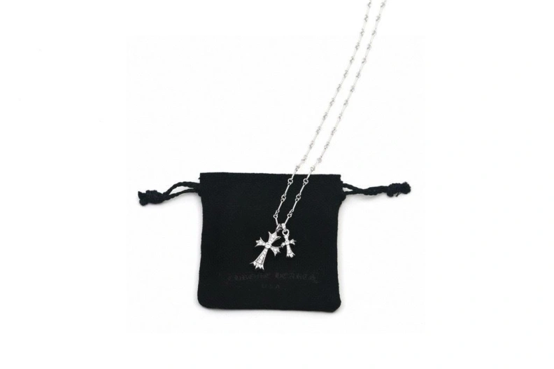 GoodFit Chrxmx Hxxrts Necklaces 296194