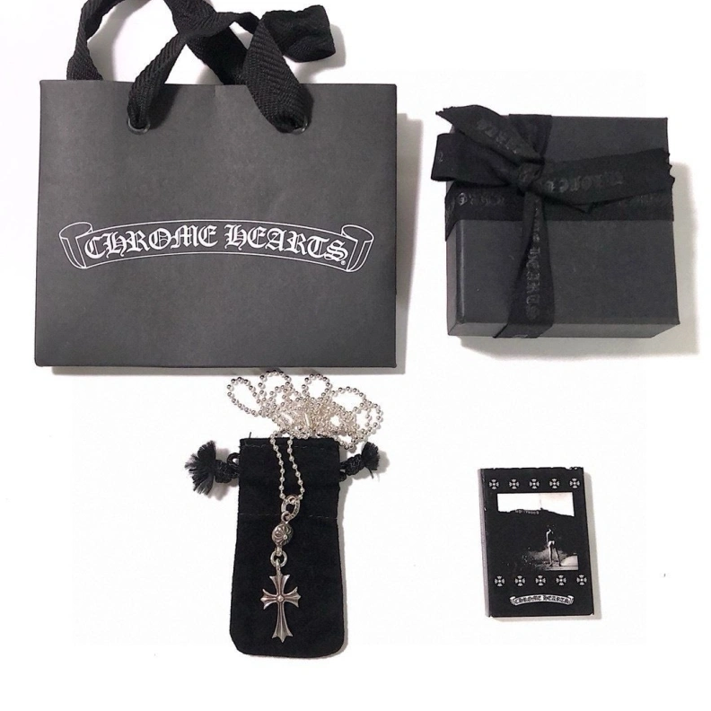 Classic Chrxmx Hxxrts Necklaces 296191