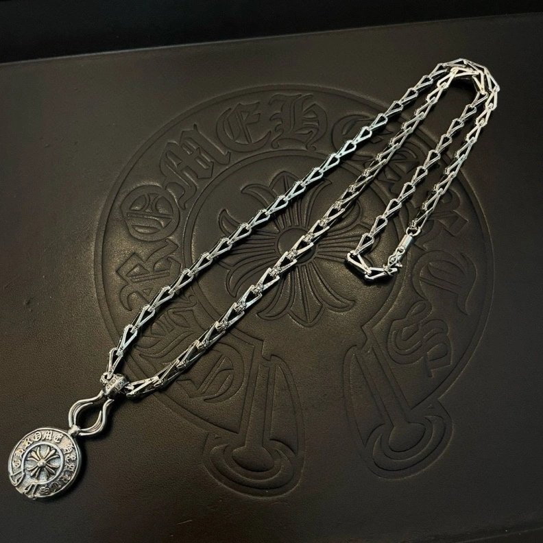 Comfortable Chrxmx Hxxrts Necklaces 296186