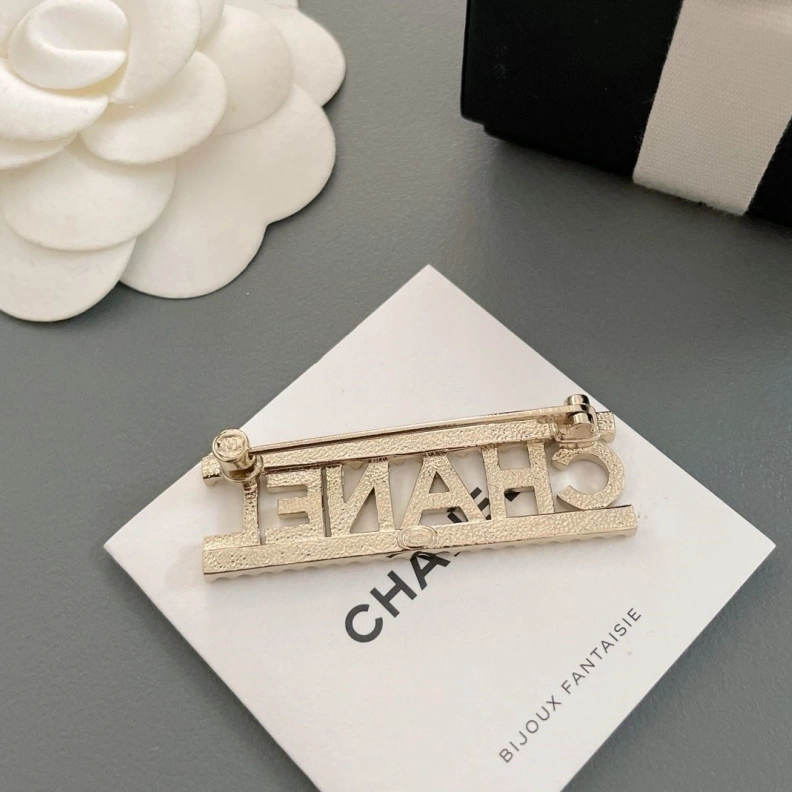 Chxnxl Brooches Bold 284672
