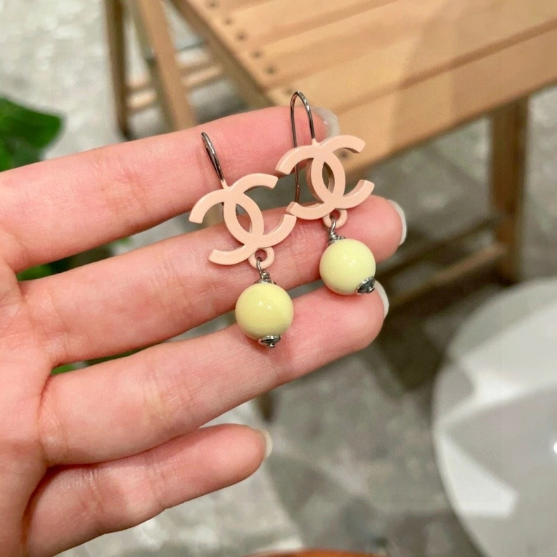 Flexible Chxnxl Earrings 284573