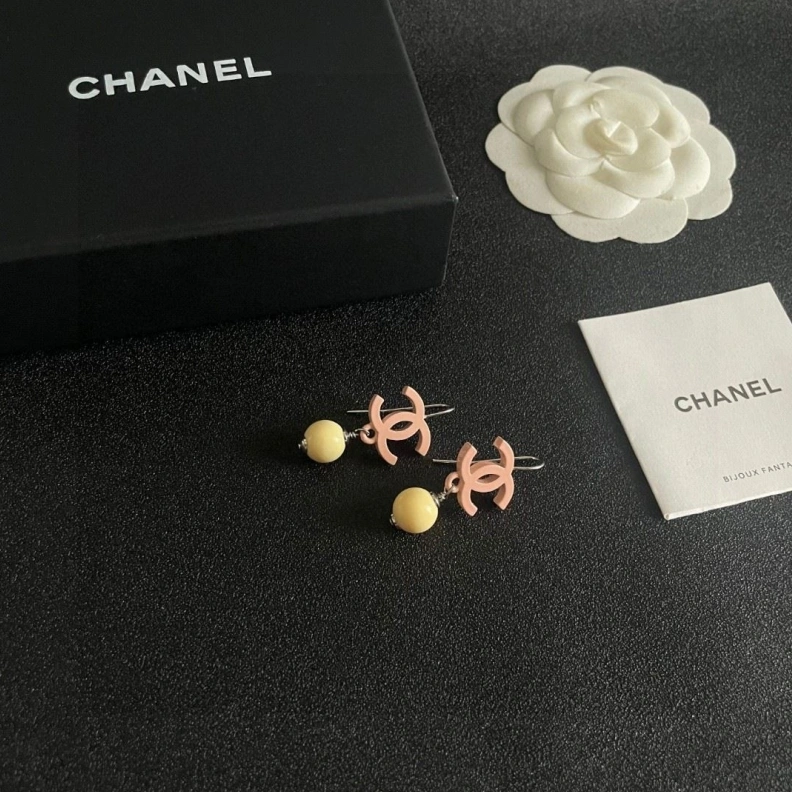 Flexible Chxnxl Earrings 284573