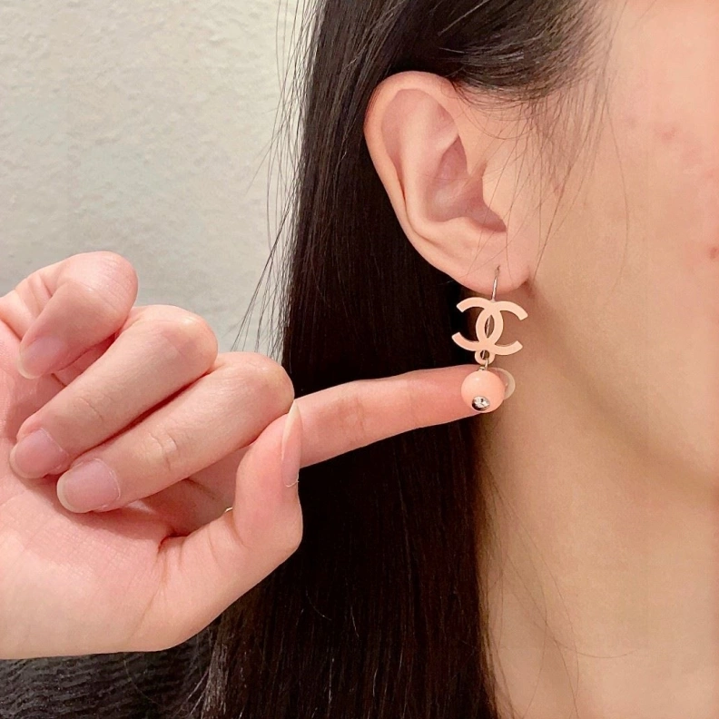 Bold Chxnxl Earrings 284564