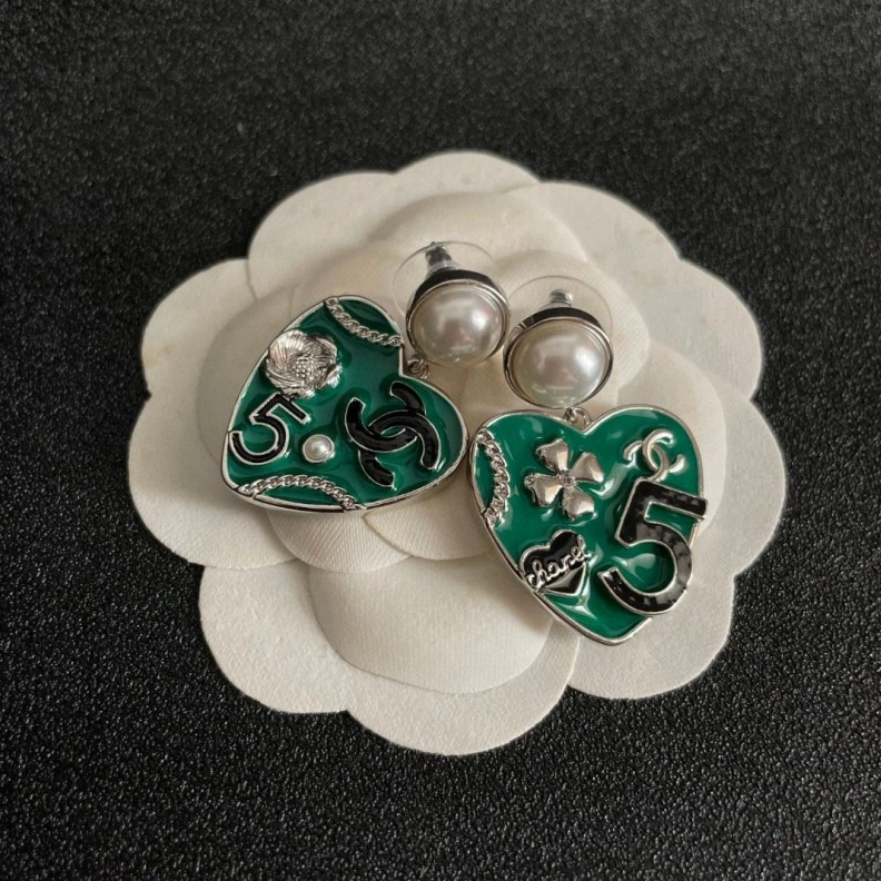 Unique Chxnxl Earrings 284578