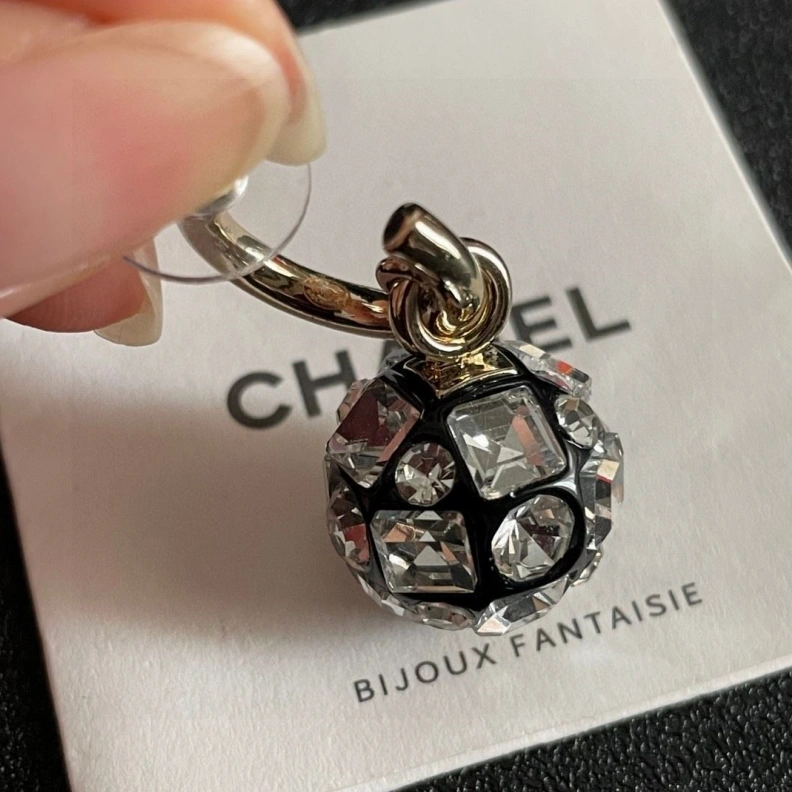 Classic Chxnxl Earrings 284586