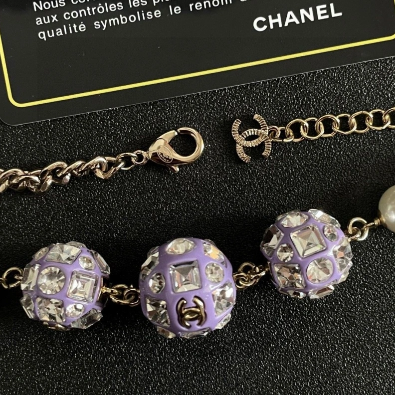 Stylish Chxnxl Necklaces 285059