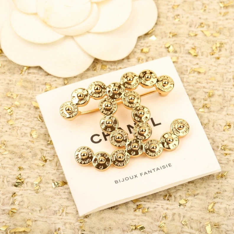 SportInspired Chxnxl Brooches 284671