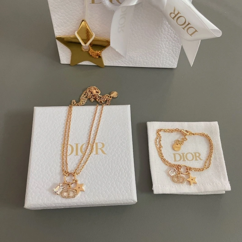 Christian Dxxr Necklaces Sleek 293785
