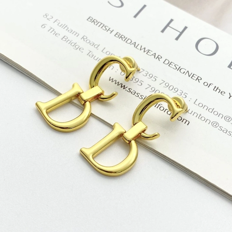 Christian Dxxr Earrings EyeCatching 293974