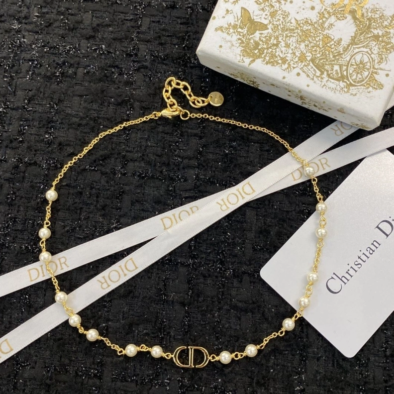 Versatile Christian Dxxr Necklaces 293778