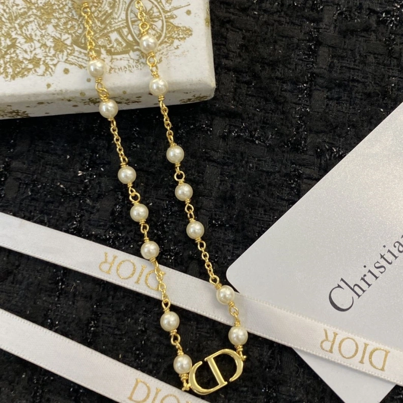 Versatile Christian Dxxr Necklaces 293778