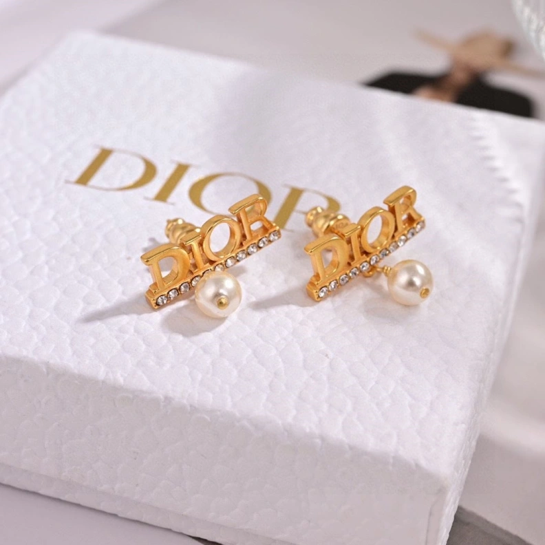 Christian Dxxr Earrings Elegant 293952