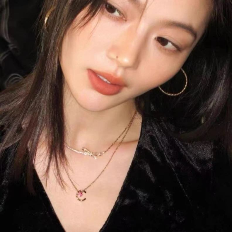 Durable Chxnxl Necklaces 285057