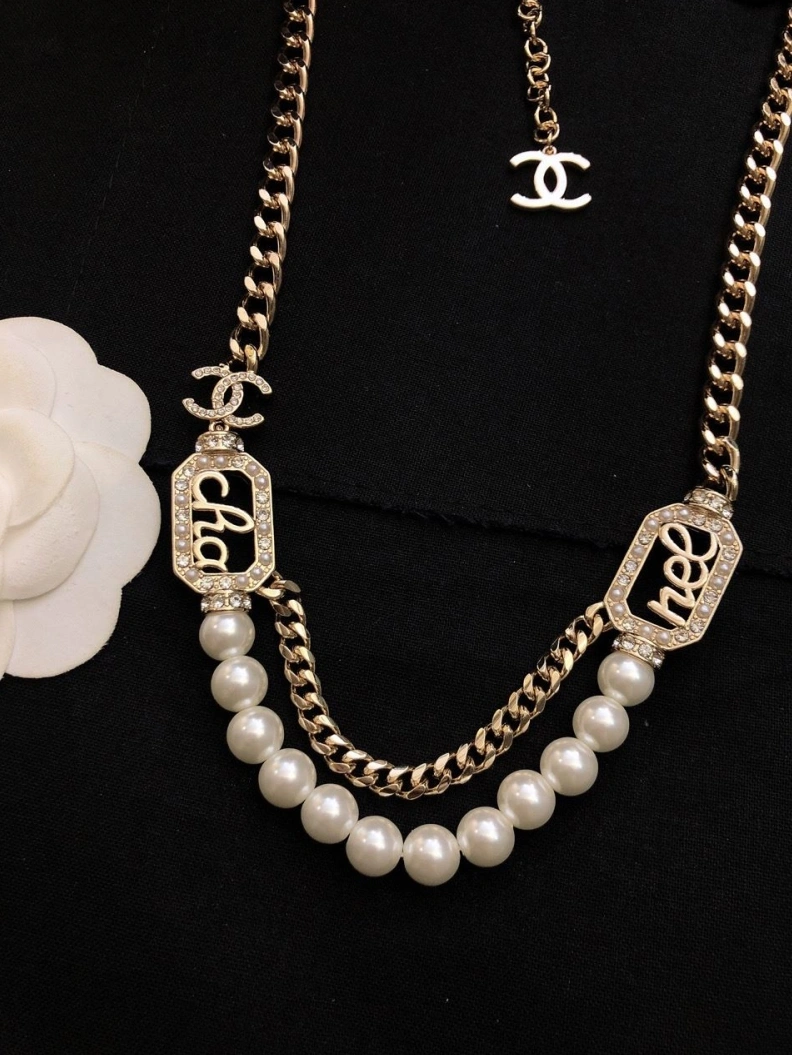 Bright Chxnxl Necklaces 285054